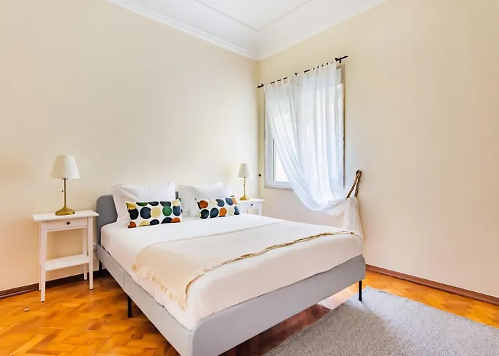 Marques De Pombal Classical Living