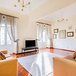 Апартаменты Marques De Pombal Classical Living *