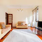 Marques De Pombal Classical Living