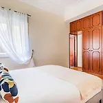 Marques De Pombal Classical Living Апартаменты Лиссабон
