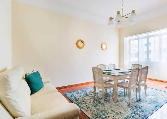 Marques De Pombal Classical Living Apartment Lissabon