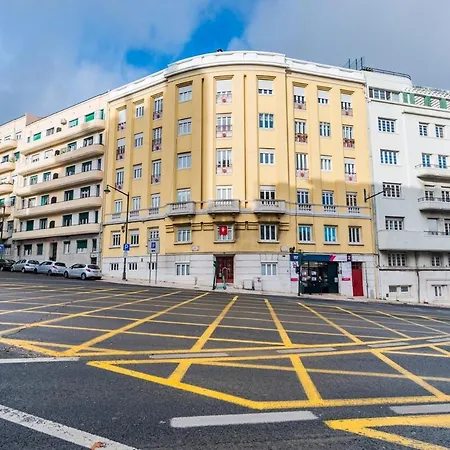 Marques De Pombal Classical Living Apartment Lisbon